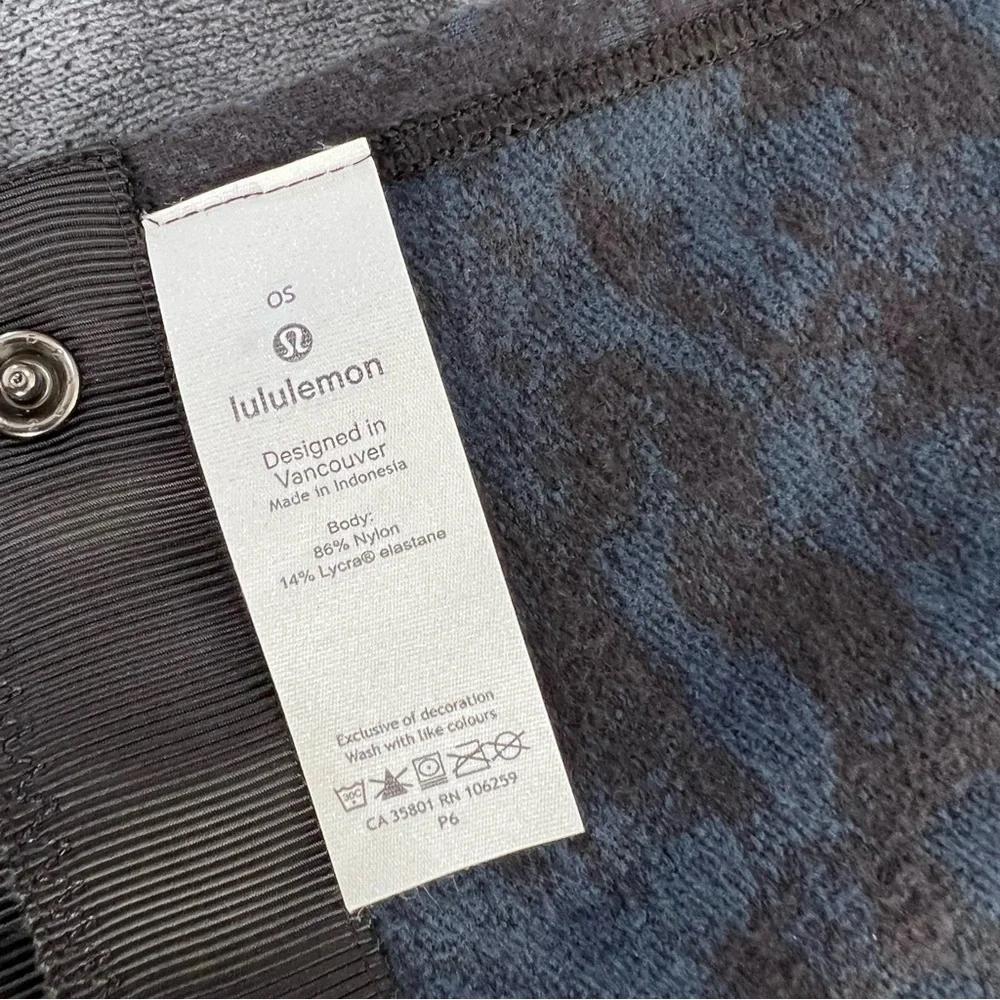 Lululemon Womens Vinyasa Wrap Scarf One Size Multi Function Blue Black Wrap DD